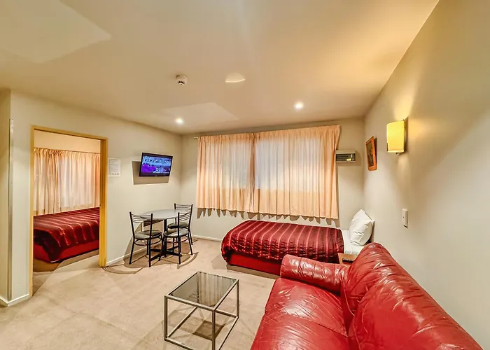 Bealey Avenue Motel